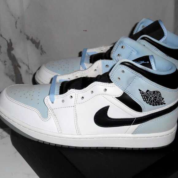 Men's Air Jordan 1s Ice Blue/White - Picture 6 of 14